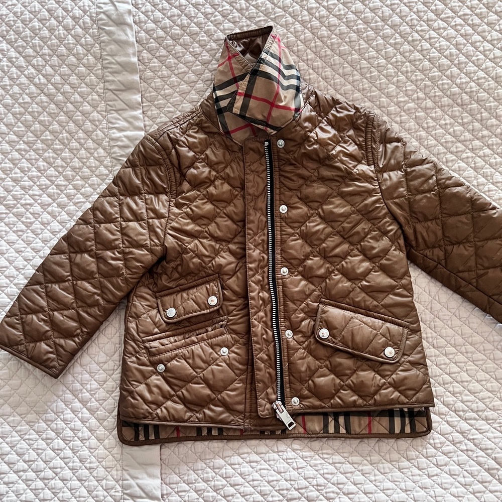 Burberry Quilted Jacket (3T)